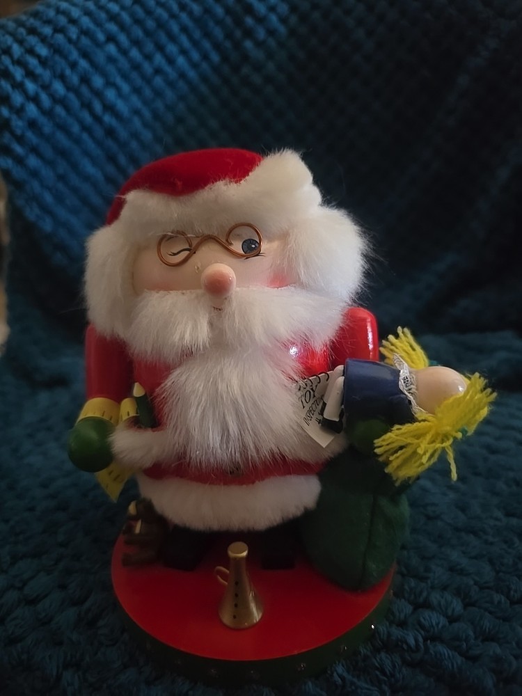 Nutcracker Village SANTA'S WORKSHOP Christmas 10th Anniversary Special Edition