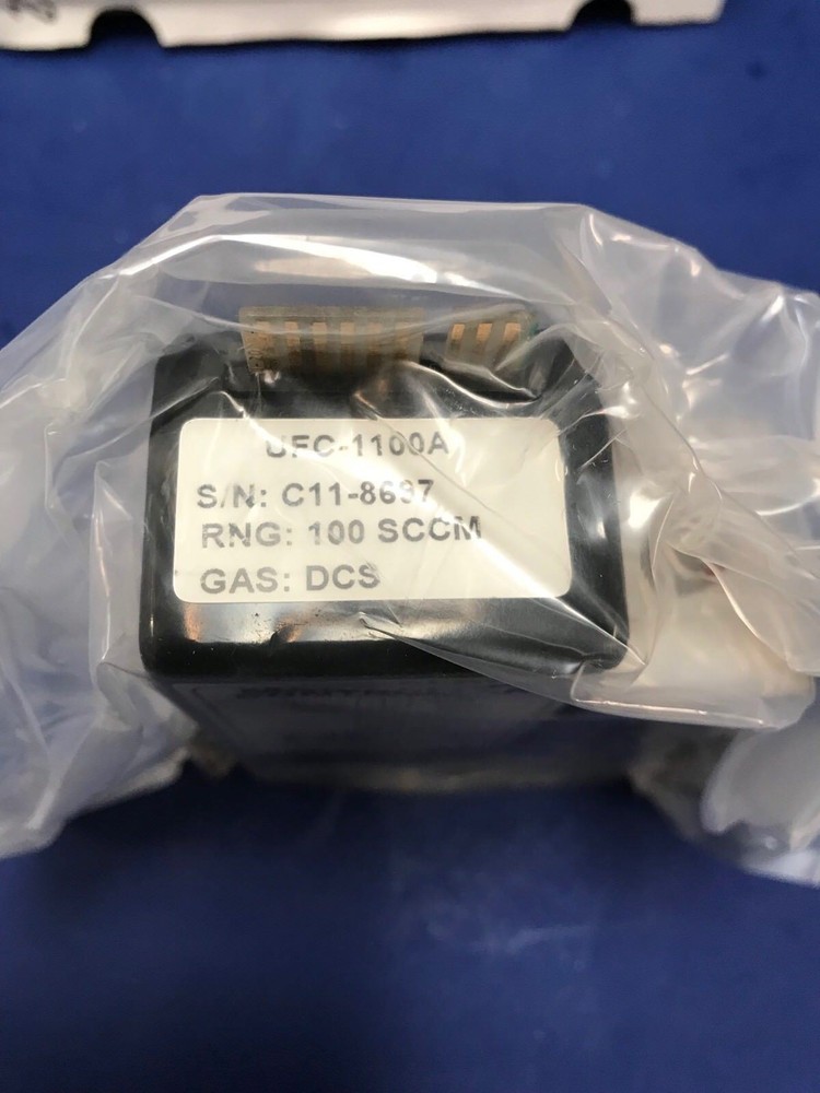 Unit UFC-1100A Mass Flow Controller DCS, 100 SCCM, Reburbished