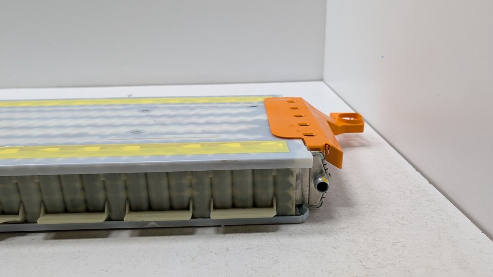 Tesla Model 3 Battery Module 1104428-00-T OEM