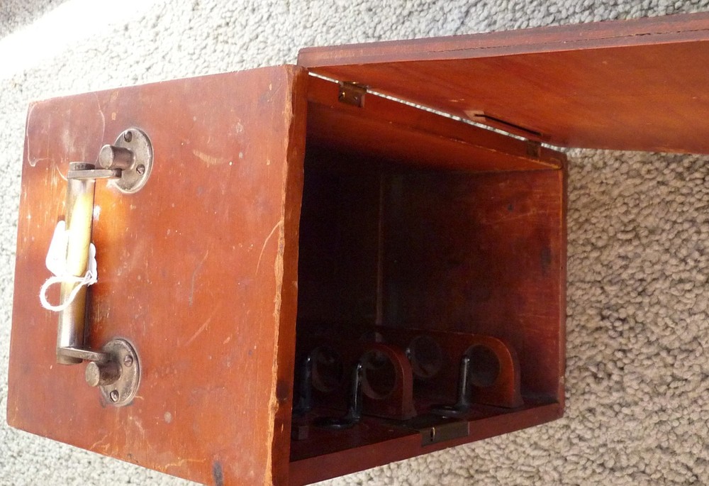 BUSCH RATHENOW BRASS MICROSCOPE WITH CASE & LENSES JUG 880