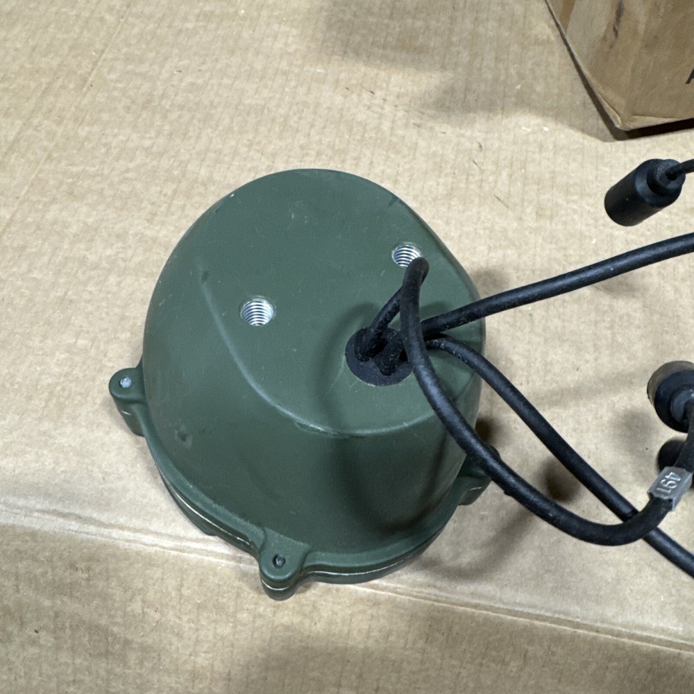 Parking Light Assembly 11614156 6220-00-880-1624 ALUMINUM HOUSING! NOS