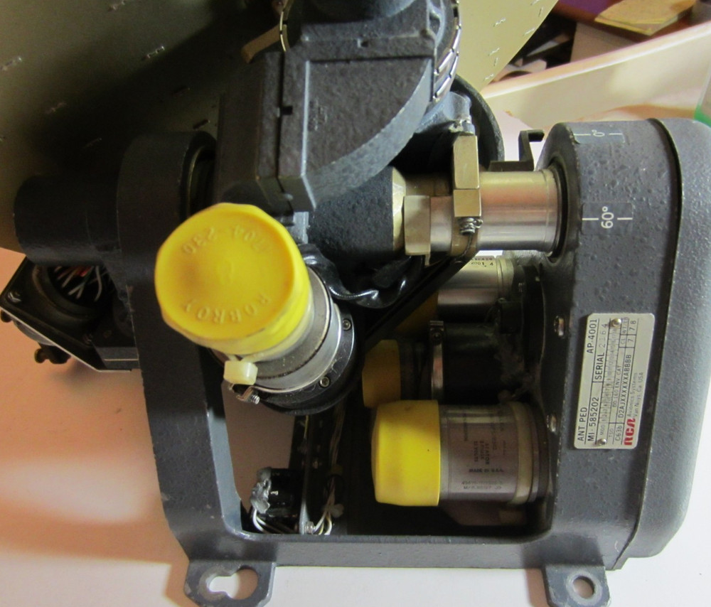 RCA RADAR MI 585202, ARRAY MI 585084/1716803-502 AS PICTURED