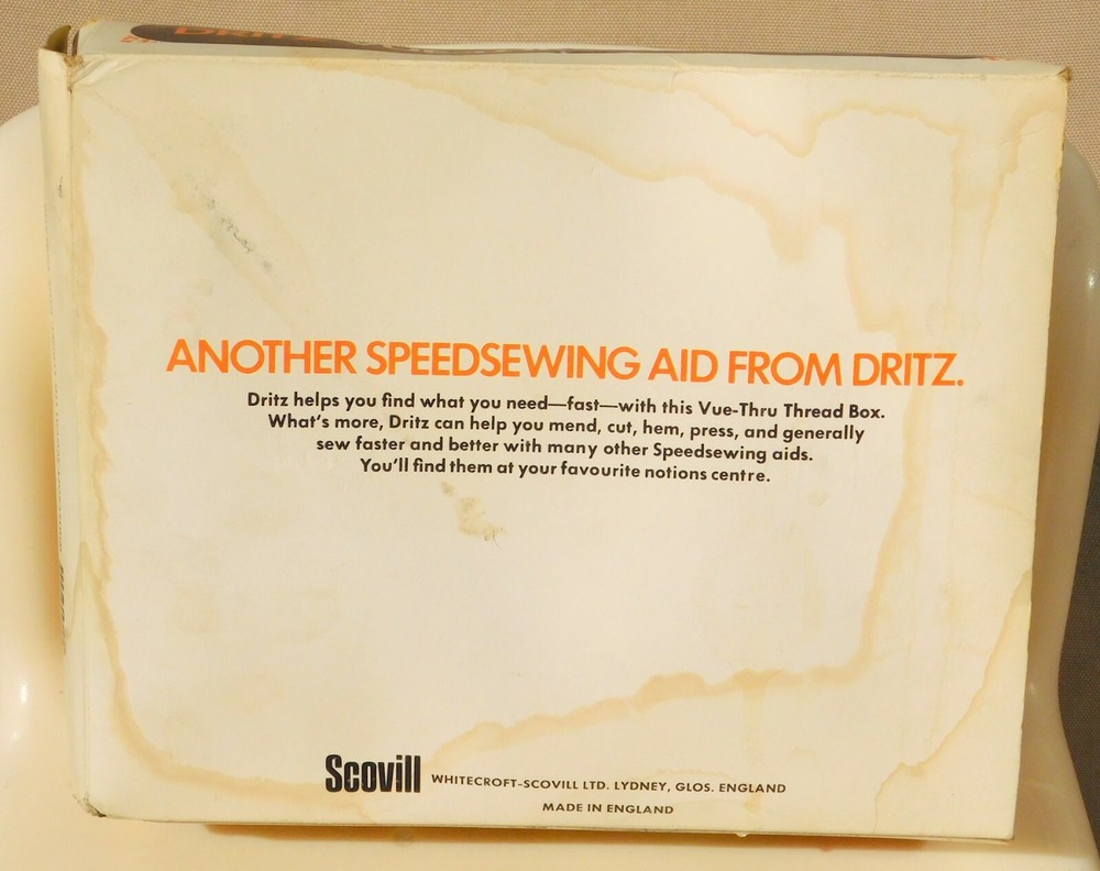 VTG DRITZ SCOVILL THREAD BOX ACRYLIC From England Woolworth With BOX !