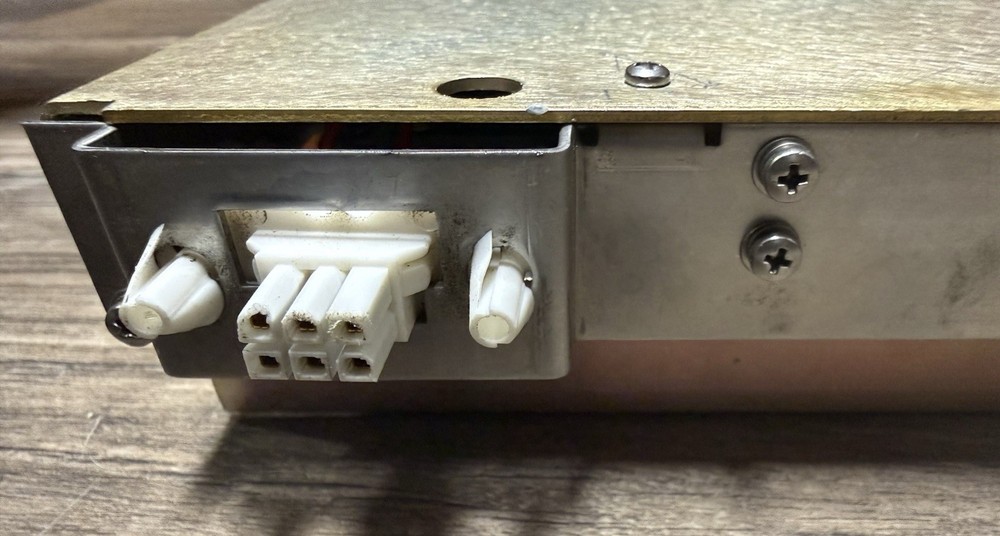 Thales UHF RF 100w Linear Amplifier