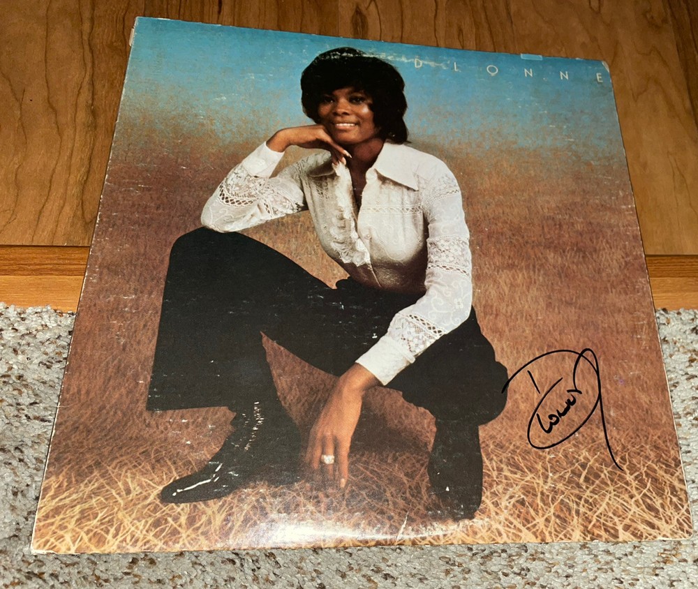 Dionne Warwick signed Vinyl album Proof