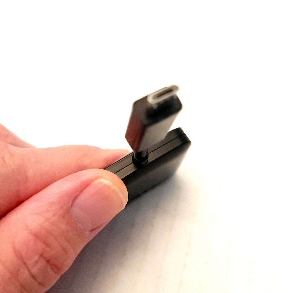 Transcend Smart Reader RDP9 for Smartphone & Tablet with USB-C Adapter