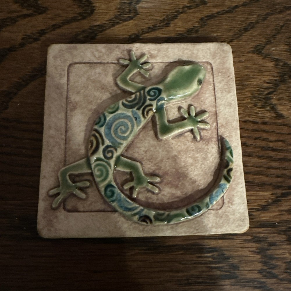 Northfire Studio Gecko Art Decorative Tile