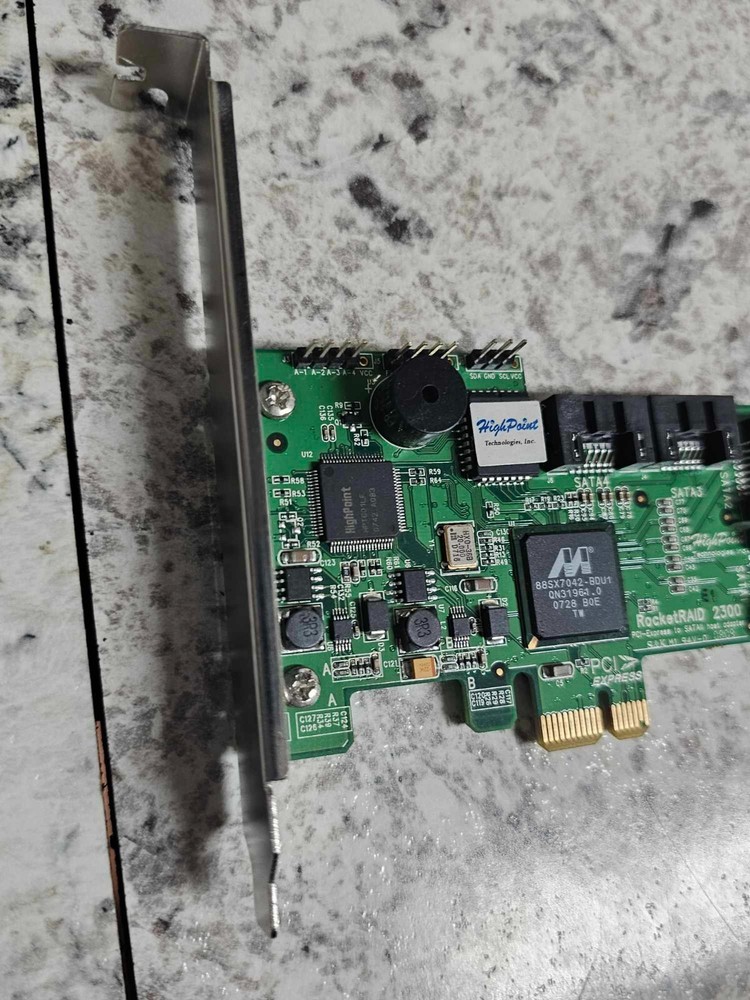 HighPoint RocketRAID 2300 PCI Express SATA II 4 Port Controller Card TESTED