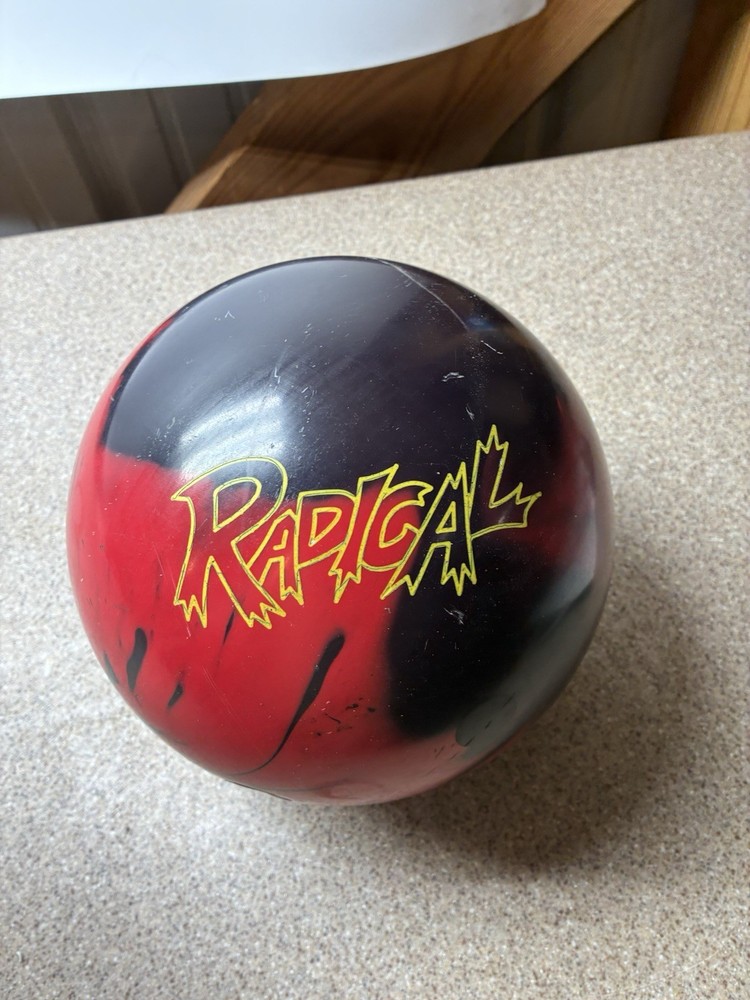Radical Bowling Ball Yeti Unleashed Red Black Right Hand Second Drill