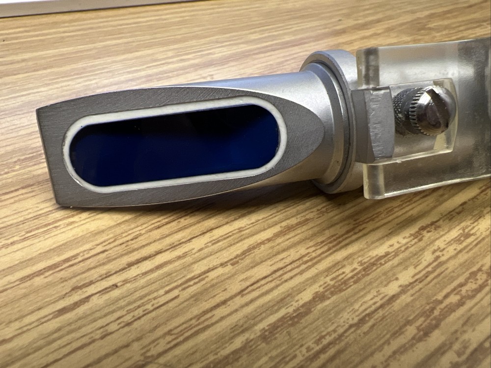 PORTABLE REFRACTOMETER RHB-32 BRIX SCALE 0-32°, 0046B