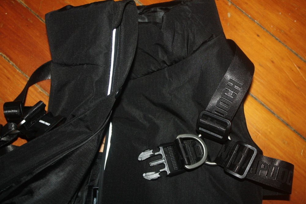 NWOT CANADA POOCH BLACK COMPLETE CONTROL HARNESS WINTER JACKET SIZE 20
