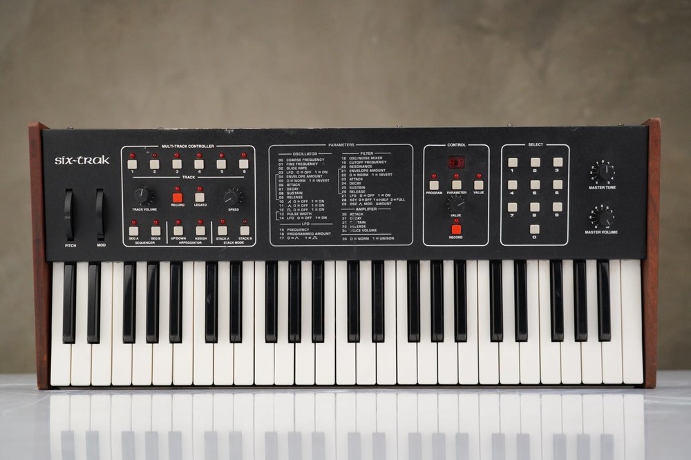 Sequential Circuits Six-Trak Synthesizer #57519