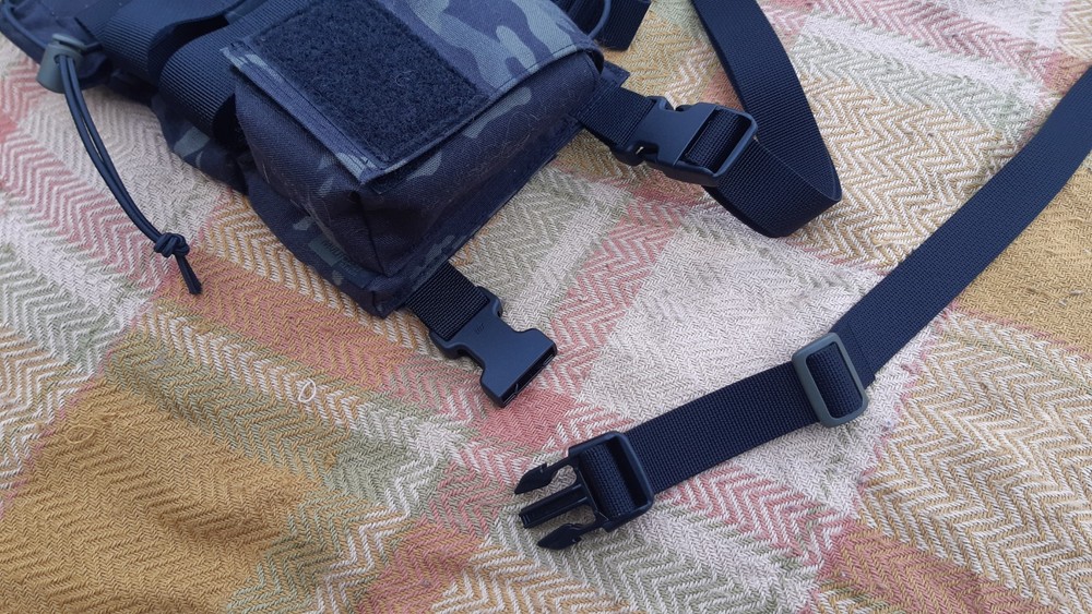 D3CR Style Chest Rig Multicam Black