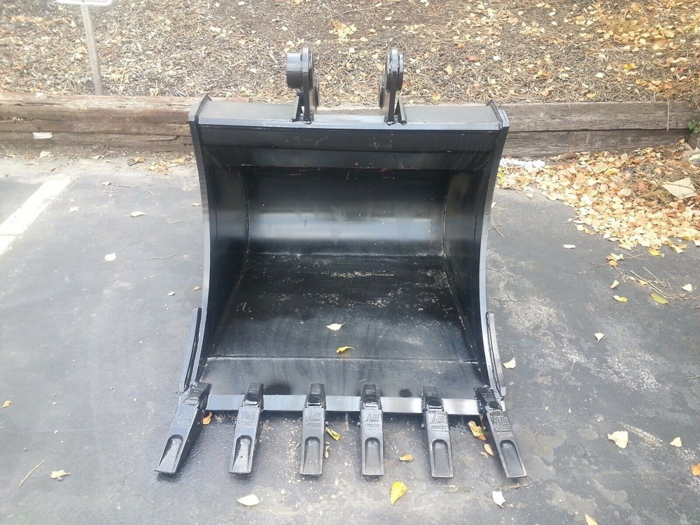 New 36" Excavator Bucket for a  Yanmar Vio75
