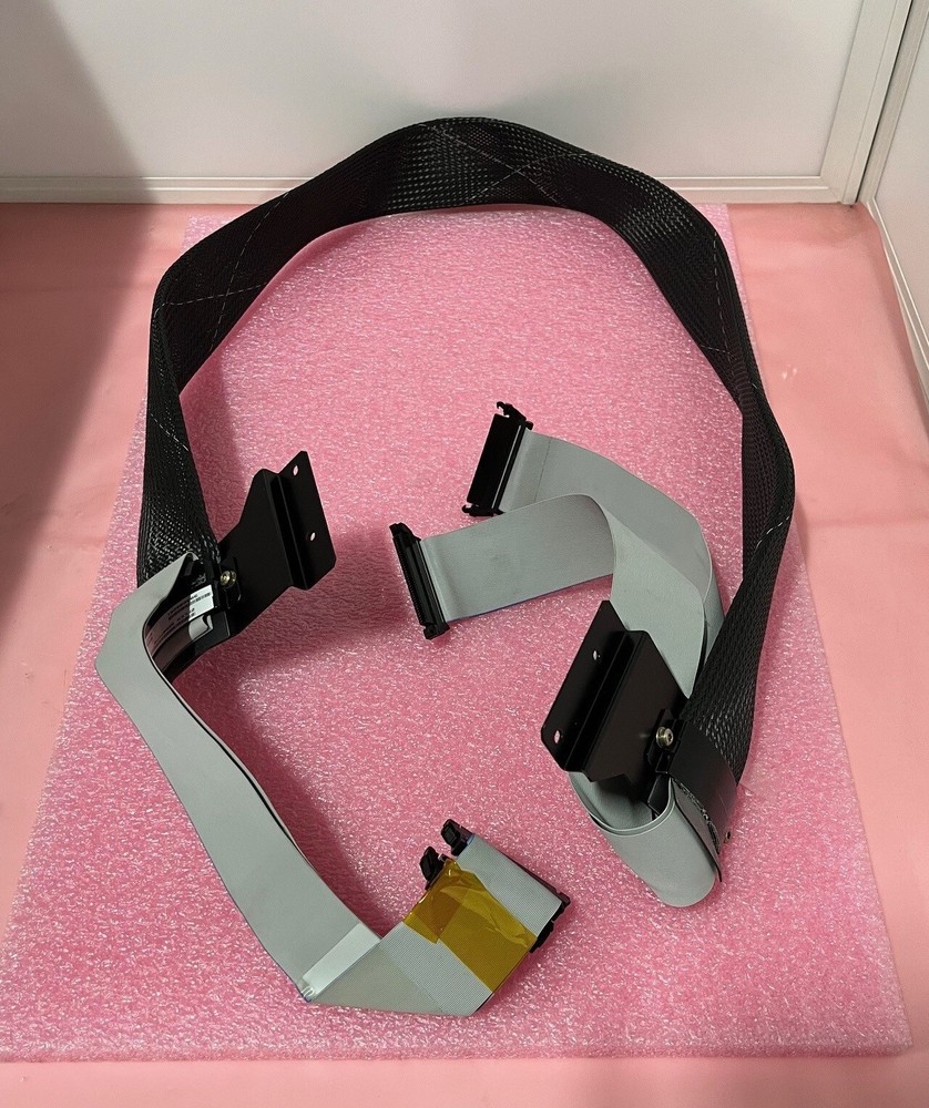 303680201 STK L180 Z Flex Cable