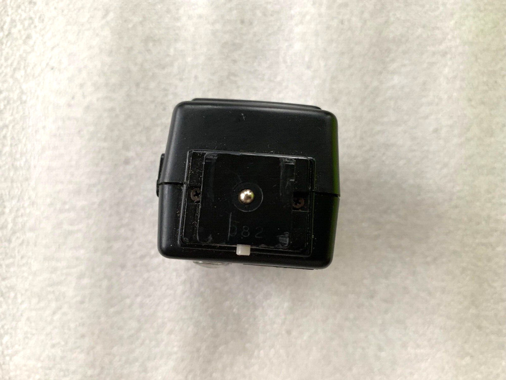 Vintage Sears Auto Flash Model 330.80170 small flash-TESTED
