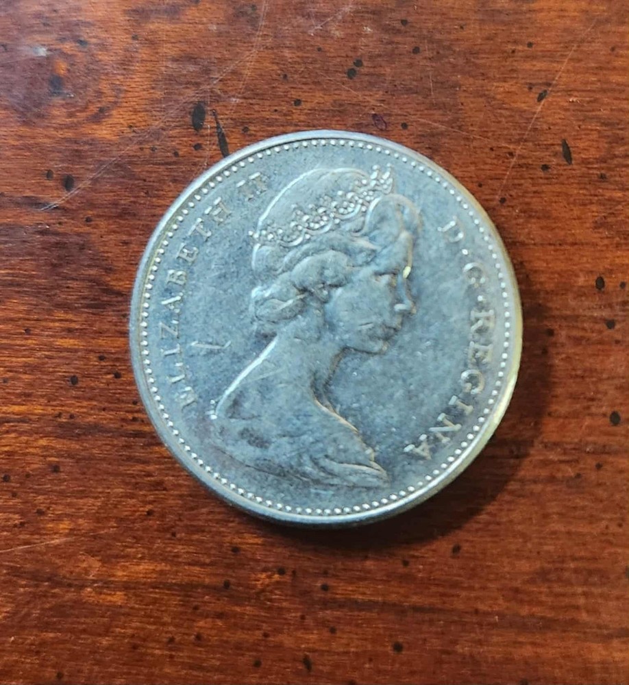 Canada 5 Cents Coin 1974 Queen Elizabeth II