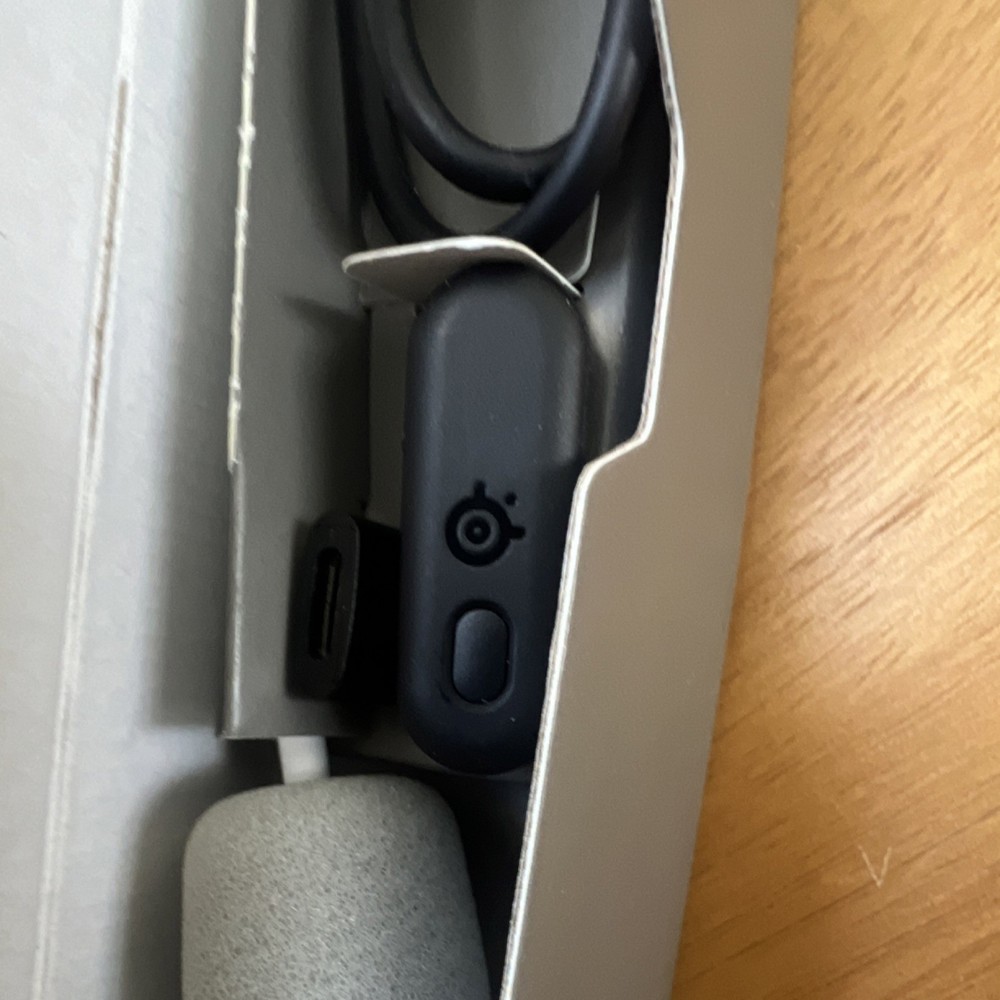 SteelSeries Arctis Nova 3X Wireless Gaming Headset Xbox Multi-Platform White