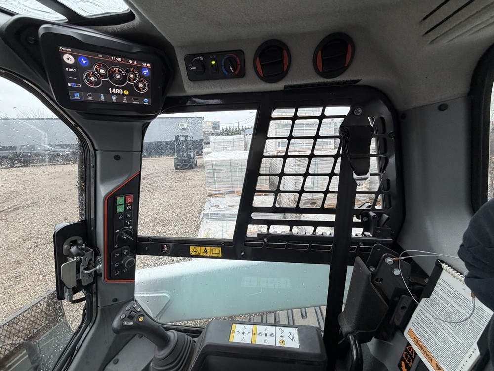 Bobcat T76 Platinum