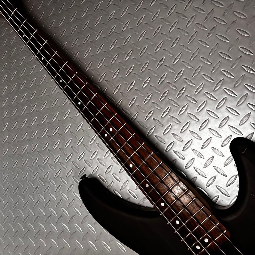 Equipped With Passive Active Switching Function Yamaha Trbx504 Black