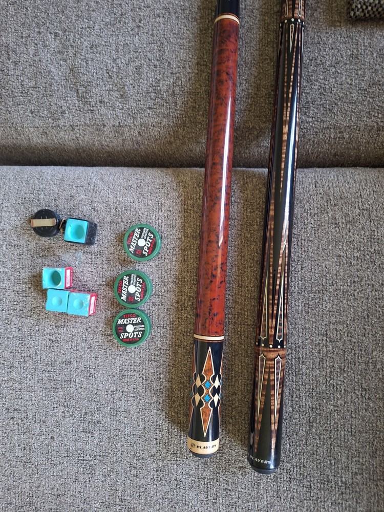 Pool Cue Lot.