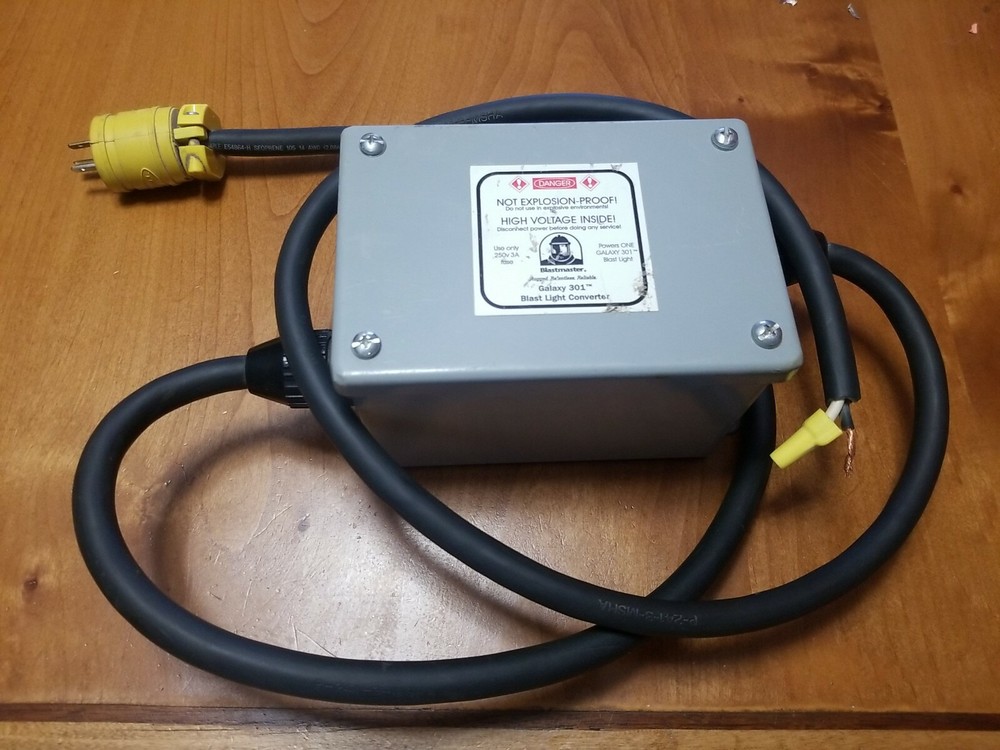 Galaxy 301 Blast Light Converter powers one BlastMaster (grey)