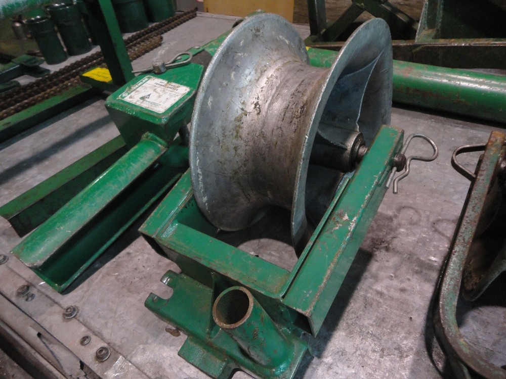 GREENLEE "SUPER" Tugger Cable Puller with all Hardware and Storage Box