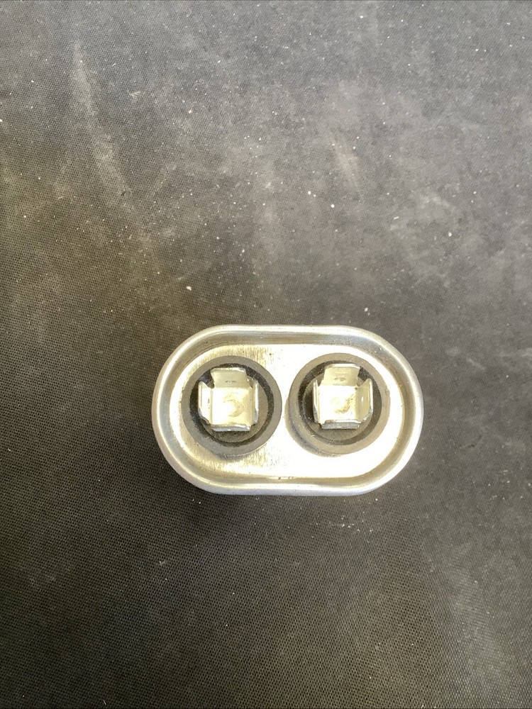 Protech Run Capacitor Single Oval. 10/370 @37