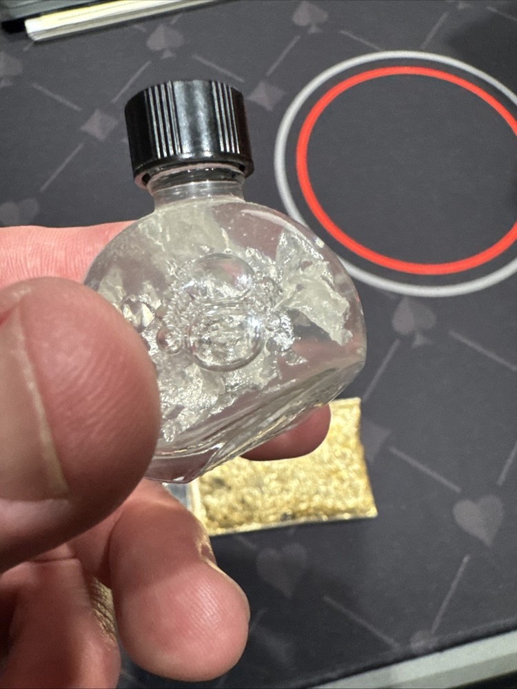Silver And Gold Flakes