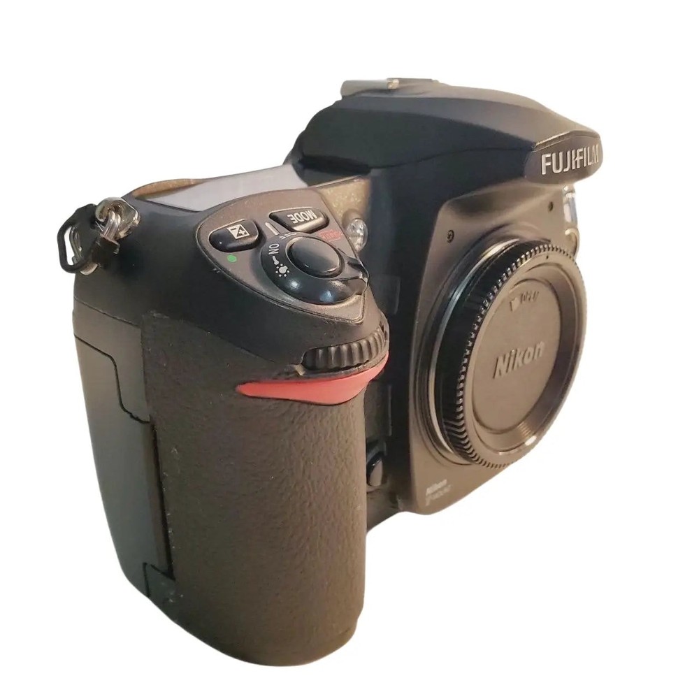 FUJIFILM S5 PRO + Lens + Battery