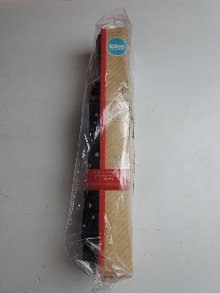 Totes 3-Section Auto Open/Close Titan Compact Umbrella