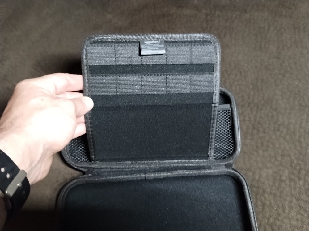 Nintendo Switch Carry Case, Amazon Basics, Red