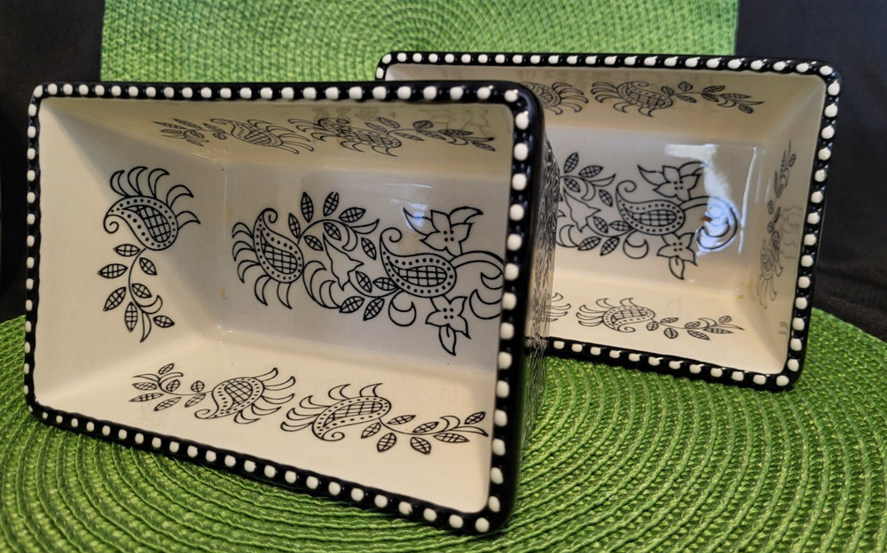 2 Baum Stoneware Oven To Table Black And White Paisley Mini Bread Pan