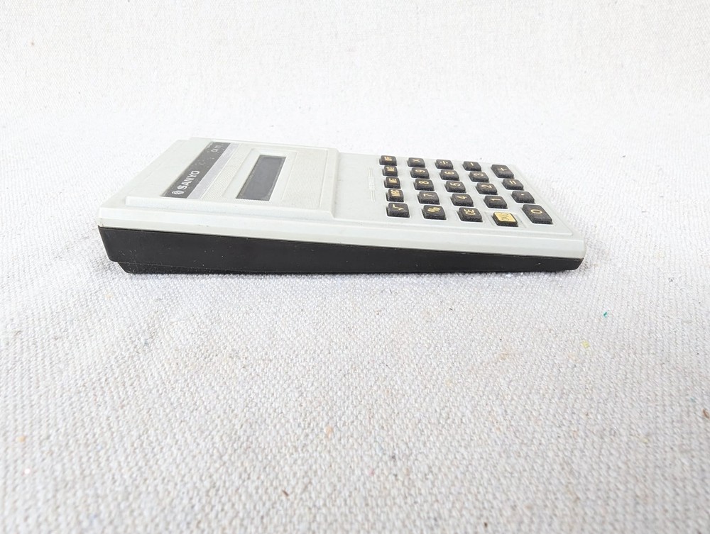 Vintage Sanyo CX 111 Powergard Electronic Calculator Basic Arithmetic Memory ...