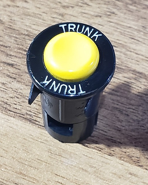 1997-2004 CORVETTE C5 TRUNK RELEASE SWITCH BUTTON OEM 6435-22