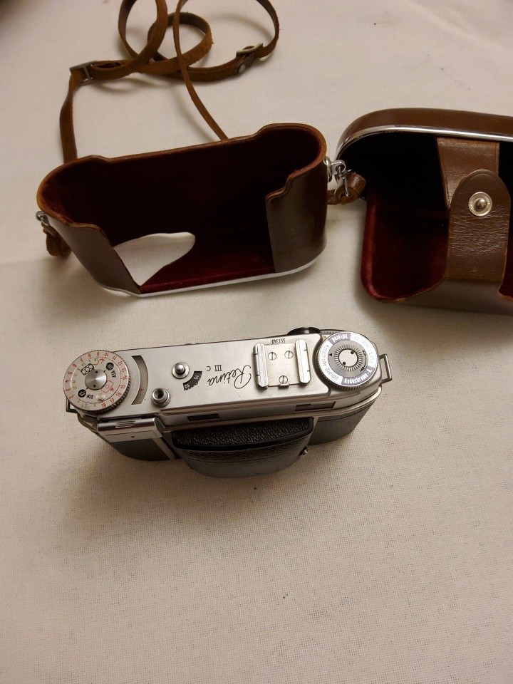 Retina IIIc 35mm Rangefinder Camera with Brown Case Black Silver