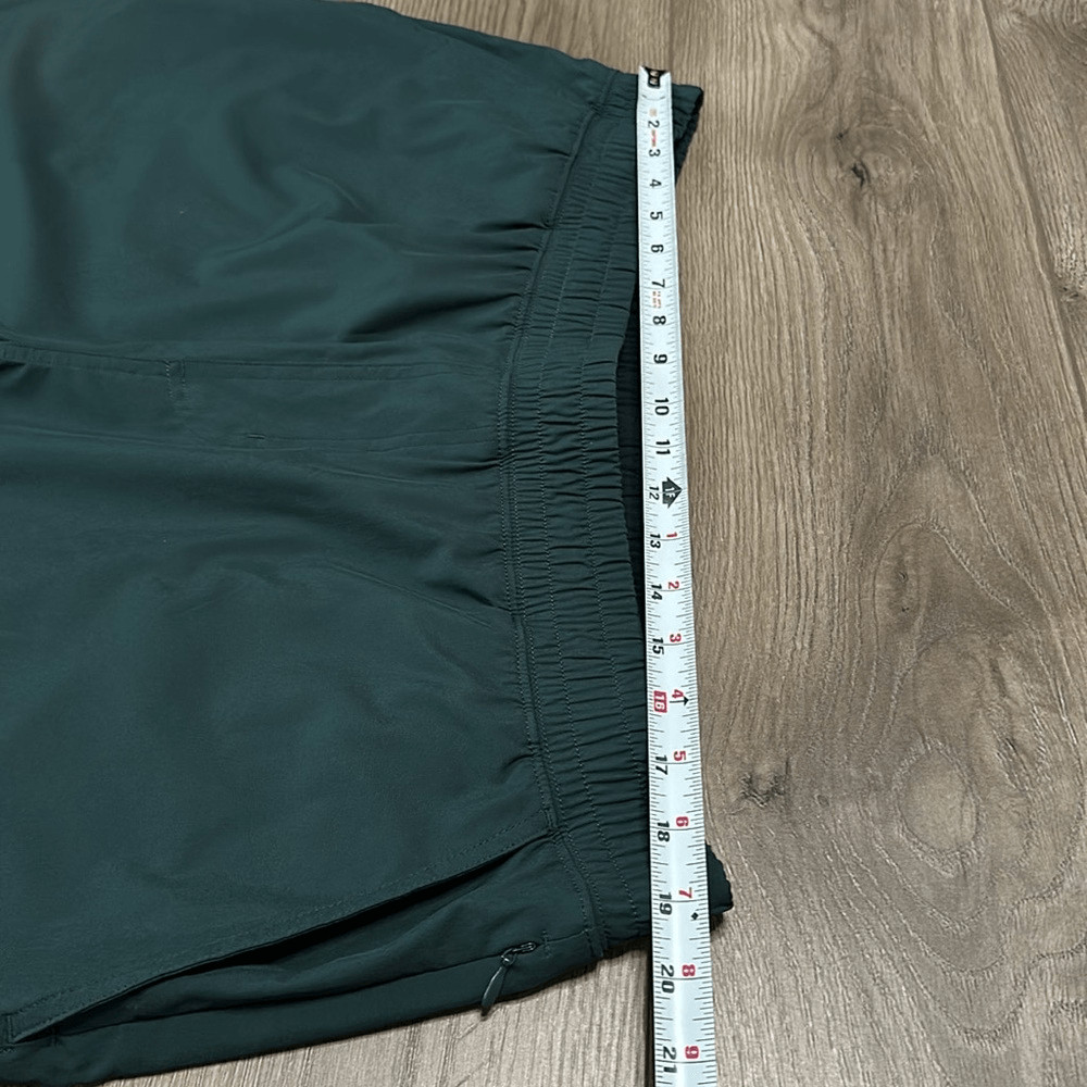 Rhone 7” Unlined Training Shorts Green Size XXL