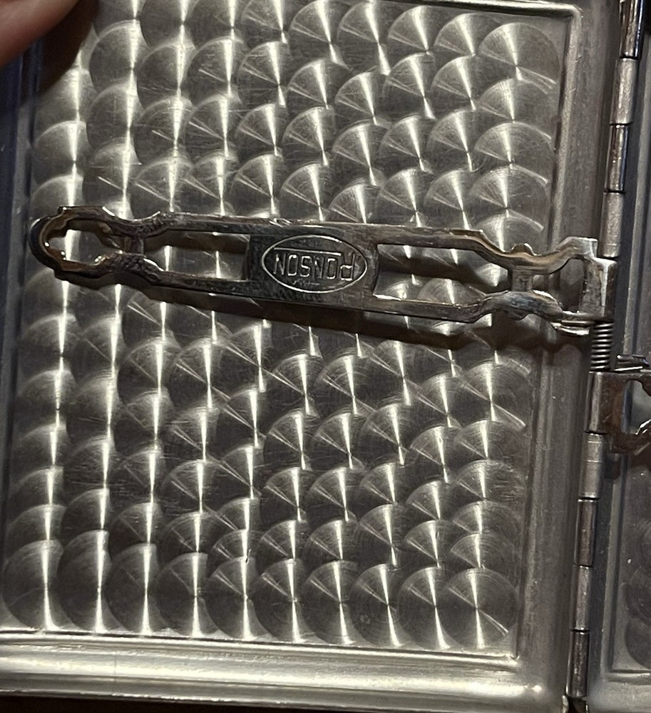 VINTAGE RONSON MASTERCASE CIGARETTE LIGHTER AND CASE