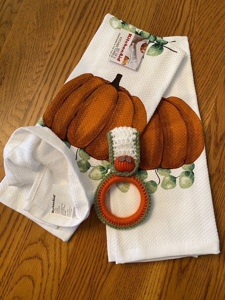 " PUMPKINS" themed kitchen towels with crochet towel holder (3pcs set)