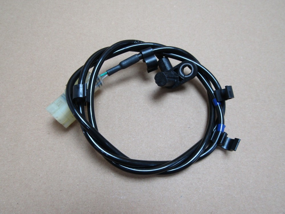 Triumph Street Triple RS 765 2018 front ABS sensor (9250)