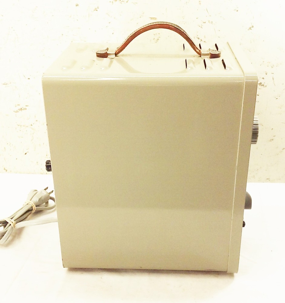 Vintage audio oscillator Cenco 80593 POWERS ON UNTESTED