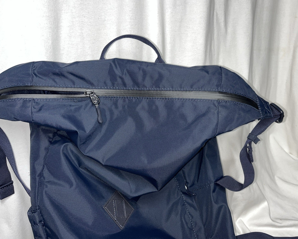DAKINE Infinity LT 22L Computer Backpack Navy Blue
