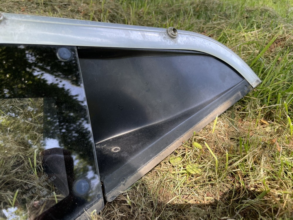 1987 Bayliner Capri Left Side Tinted Back Rear Windshield Window 52.75" Long