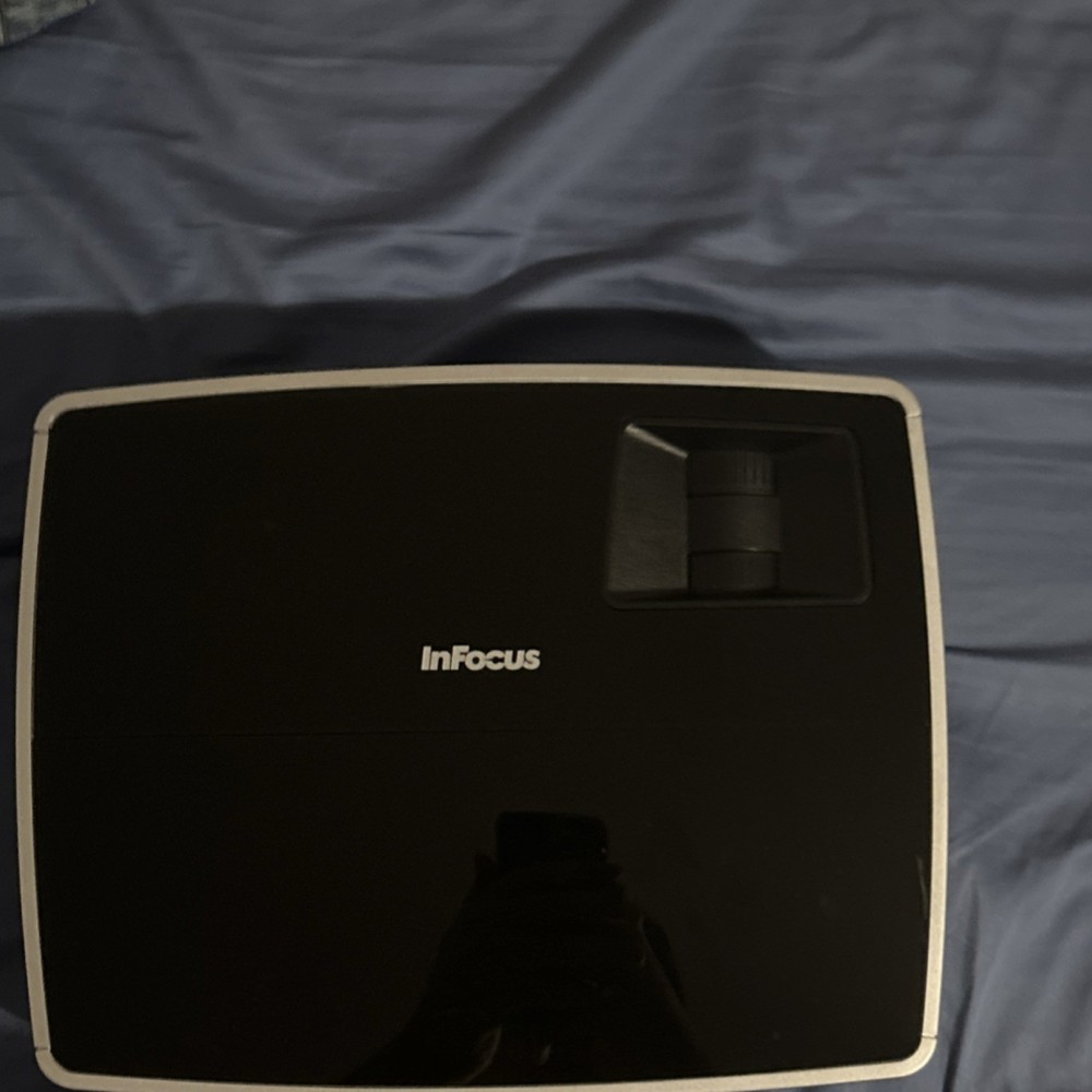 InFocus InFocus Desktop Projector Black/Gray with bag READ DESCRIPTION