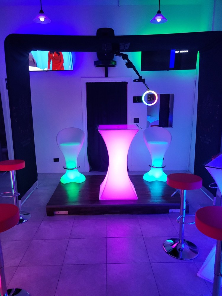 Illuminated Bar Table and Stool Set, Multicolor LED, Plastic Metal, Lounge/Bar