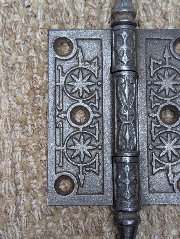 3" x 3 1/2" Antique Decorative Cast Iron Steeple Tip Hinge