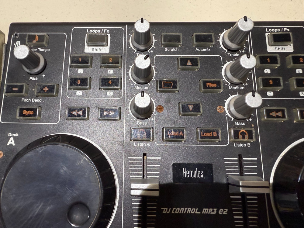 Hercules DJ Control MP3 E2 DJ USB Powered Controller - Tested Works