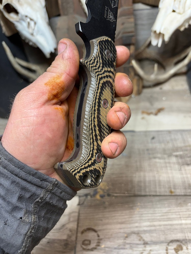 Tops Knives Armageddon Handles