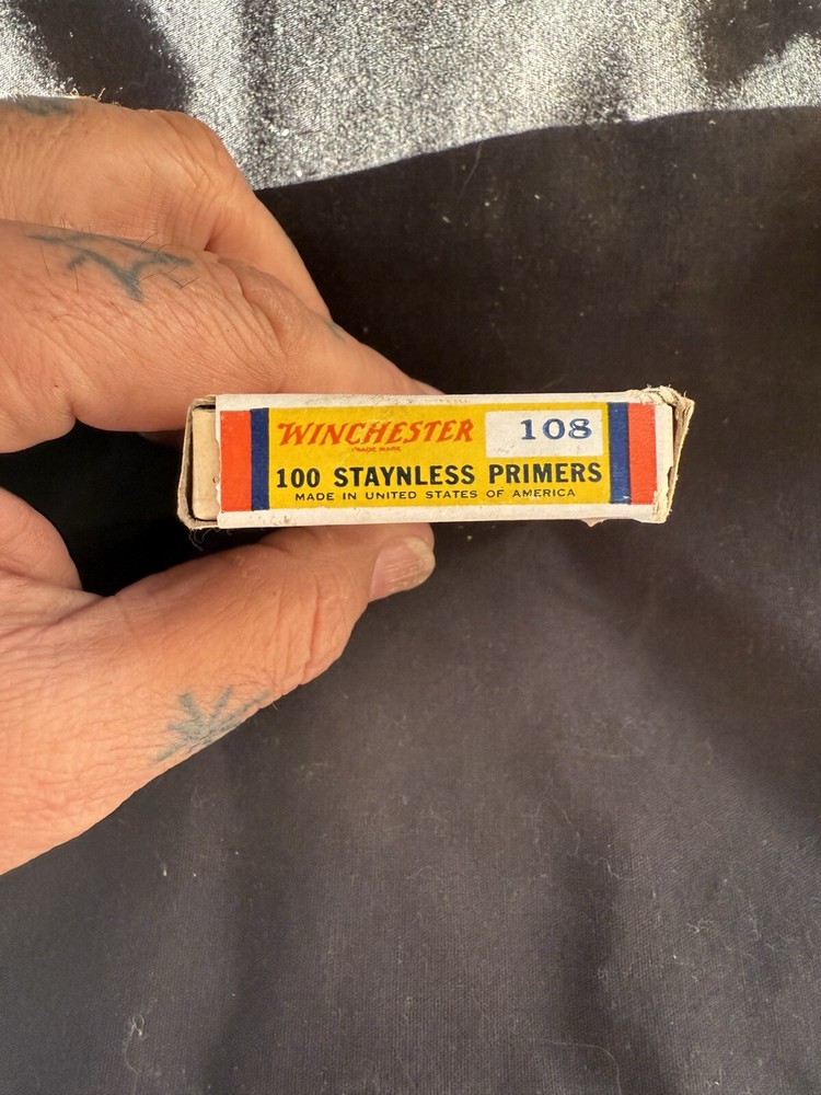 Vintage Winchester primer box with wood insert empty
