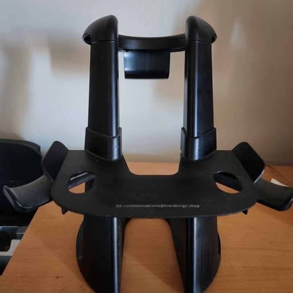 Universal VR Headset Display Stand & Controller Holder Station for Meta Quest